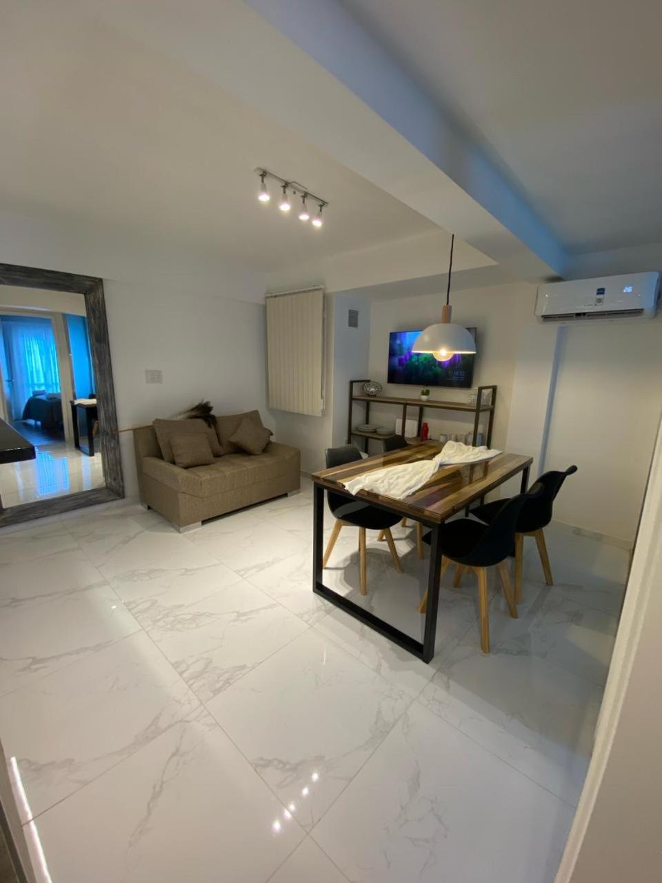 Departamento Centrico Con Cochera - Cordoba Argentina- Dış mekan fotoğraf